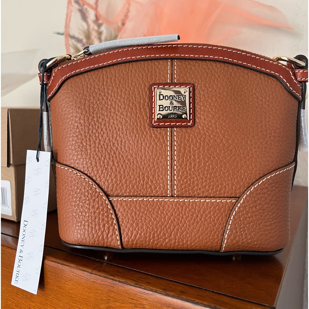 BROWN DOONEY & BOURKE - BRAND NEW
